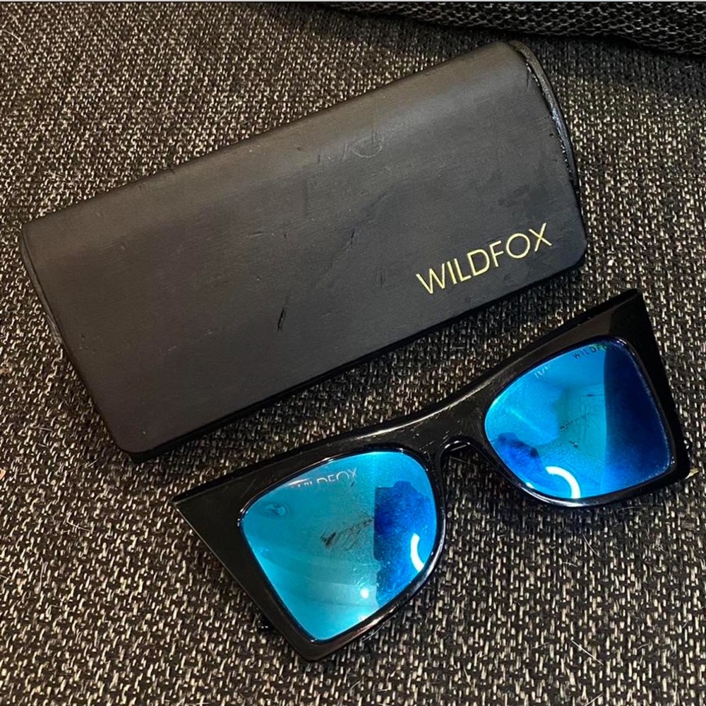 Wildfox Ivy Sharp Mirrored Cat Eye Sunglasses in Blue
